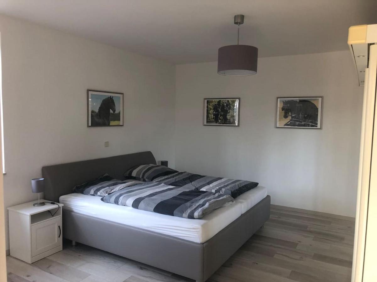 Ferienwohnung Friese Neussen Ngoại thất bức ảnh